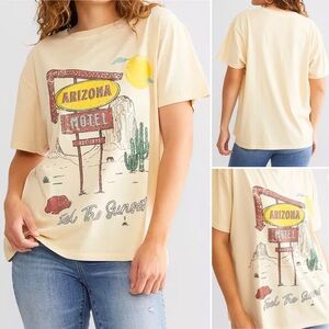 Modish Rebel Arizona Motel Graphic Tee Shirt S